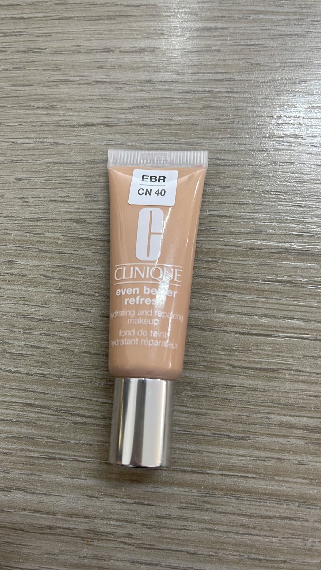 MINI SIZE Even Better Refresh™ Hydrating and Repairing Makeup TESTER - Profumo Web