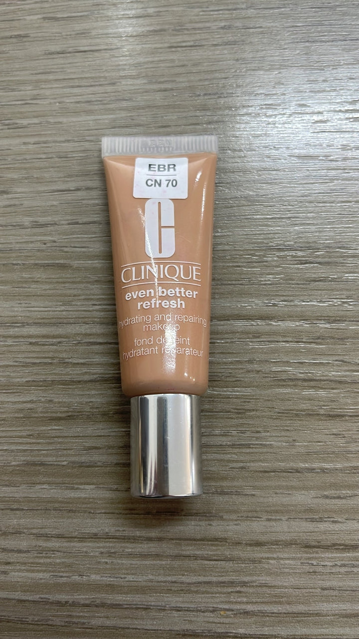 MINI SIZE Even Better Refresh™ Hydrating and Repairing Makeup TESTER - Profumo Web